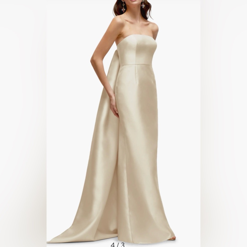 Alfred Sung Strapless Satin Twill Trumpet Gown with Removable Train, Size 2